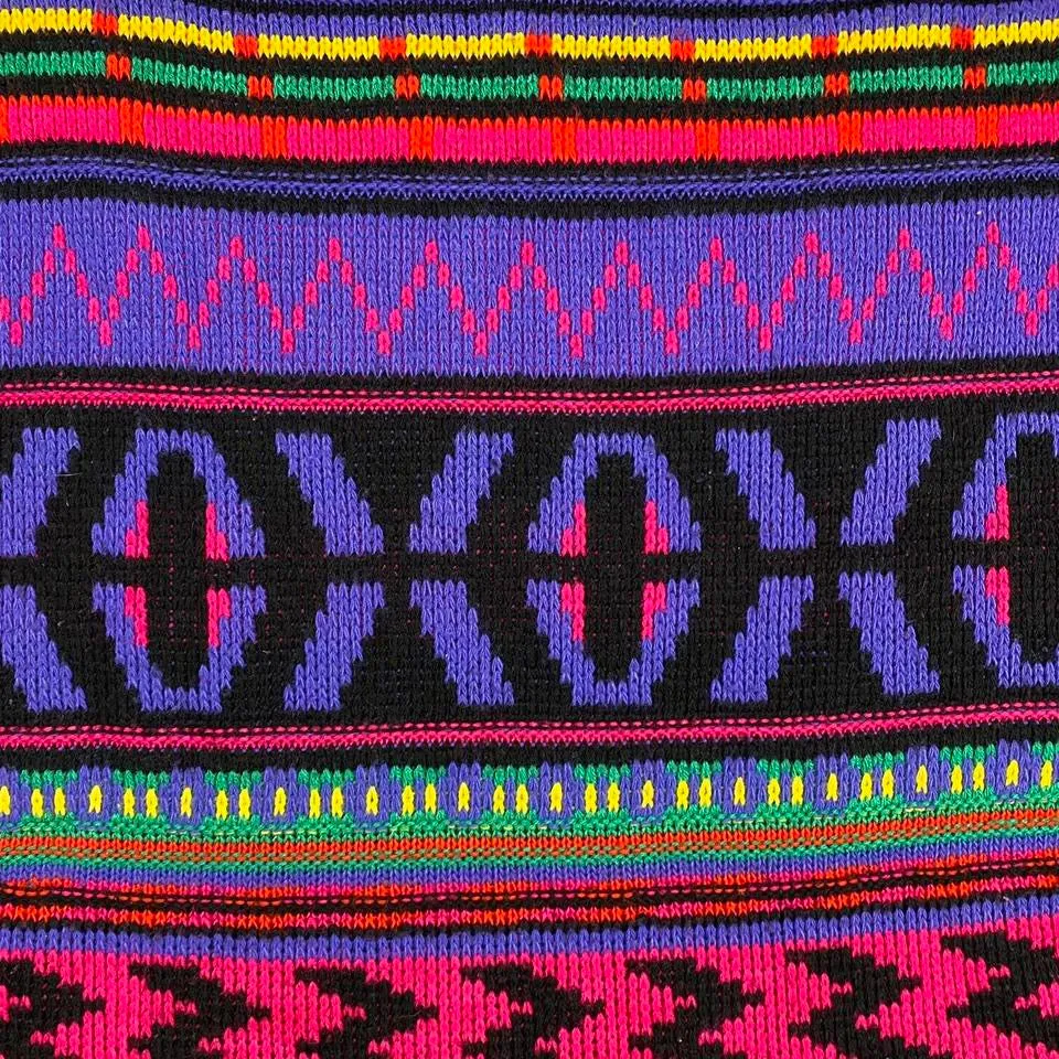 90s Cozy & Colorful Turtleneck Sweater (M)