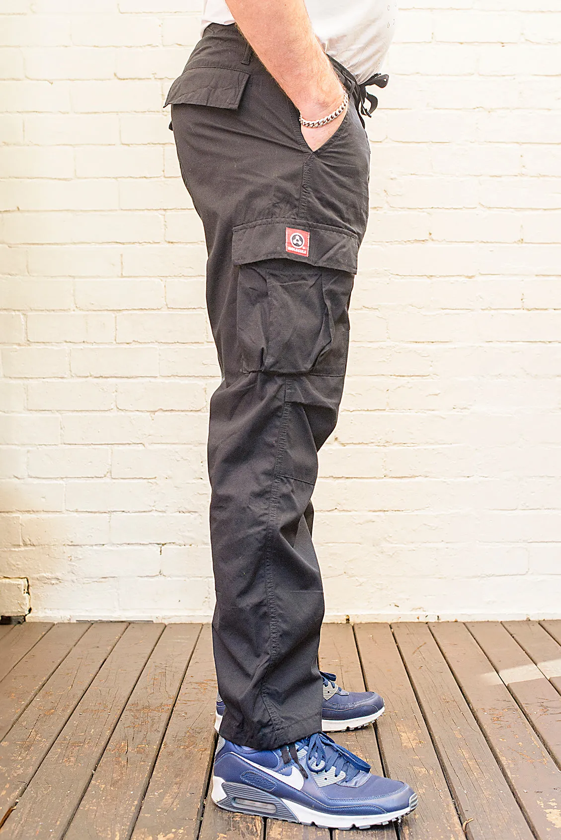 Black Molecule Lightweight Cargo Pants 55003
