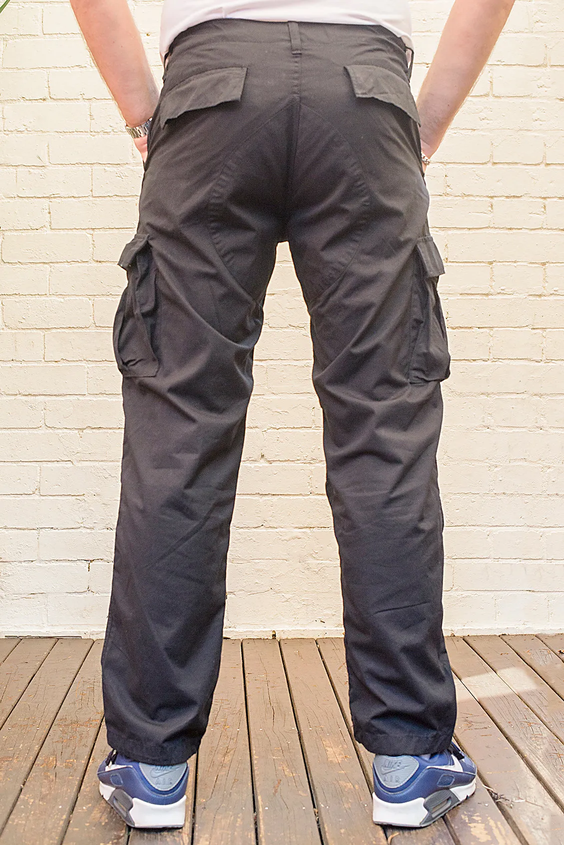 Black Molecule Lightweight Cargo Pants 55003