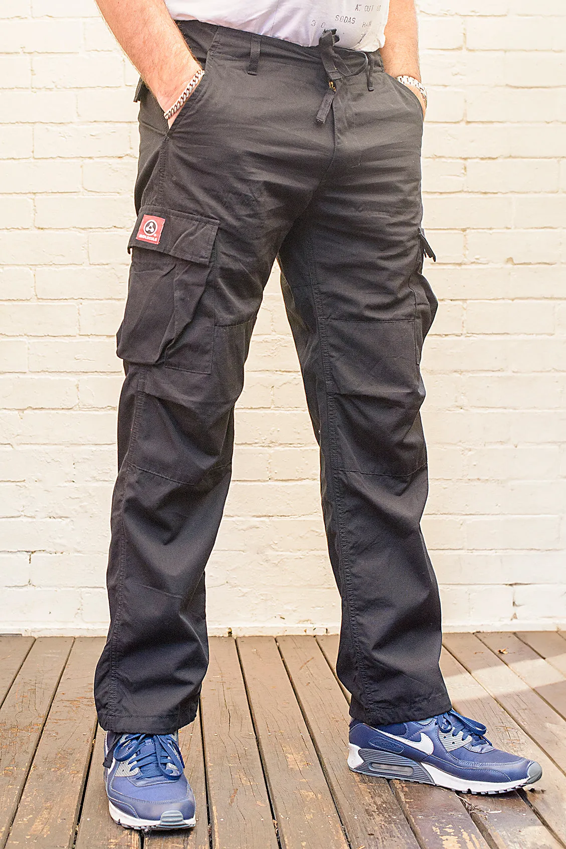 Black Molecule Lightweight Cargo Pants 55003