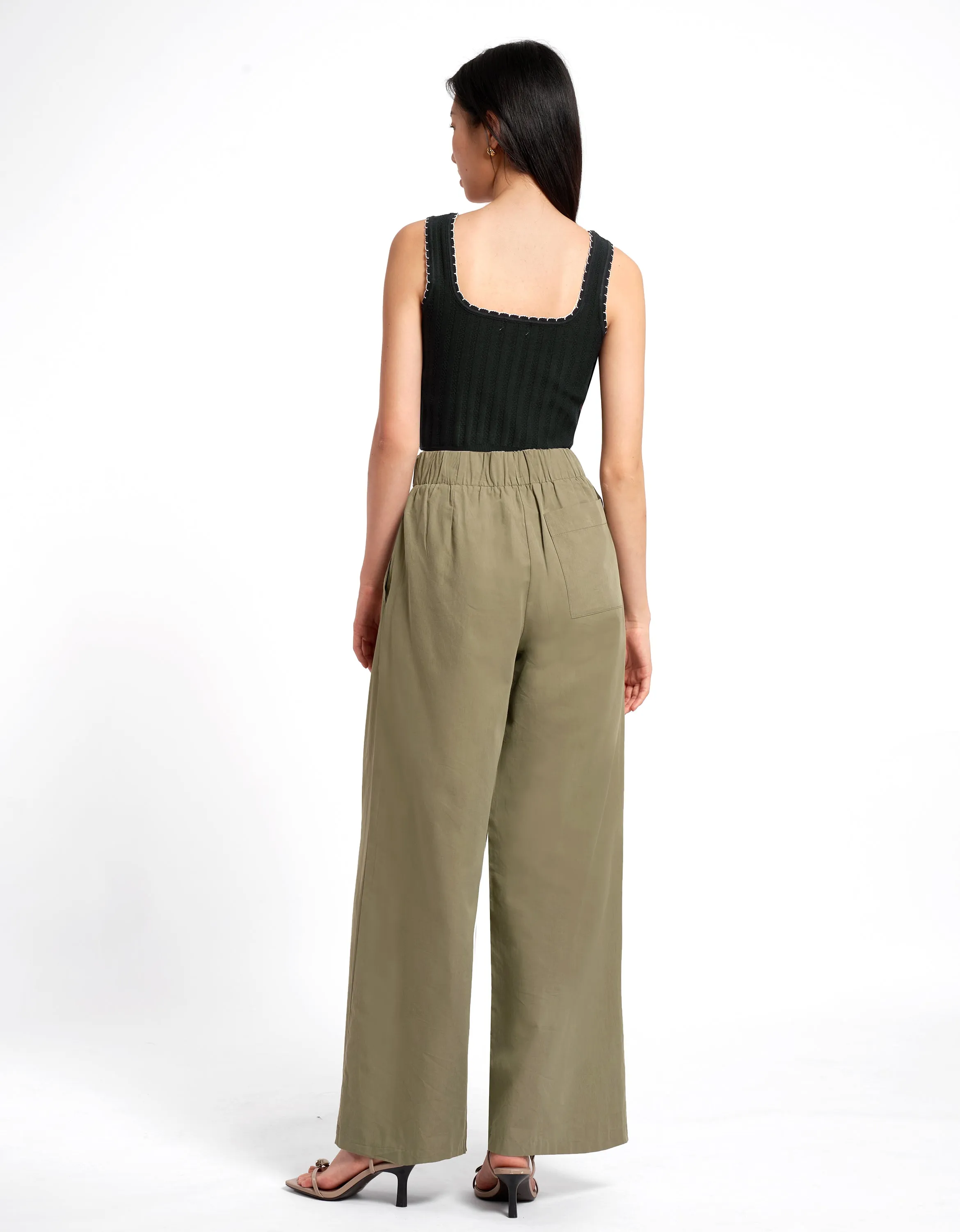 Flowy Pleated Trousers