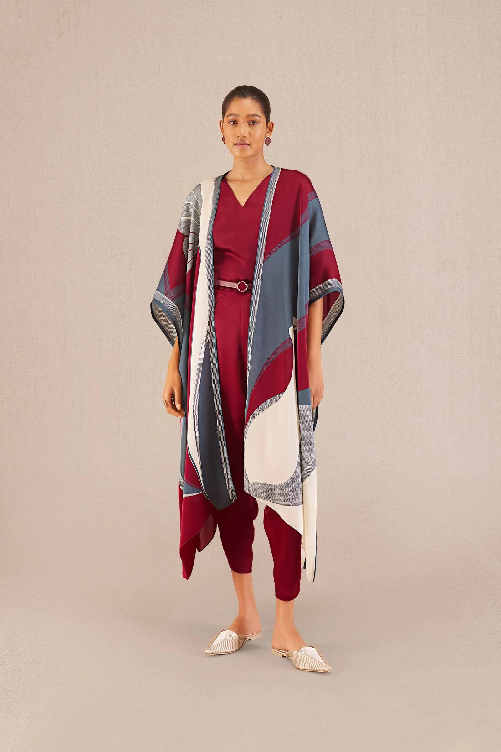 Idaya Cape Set
