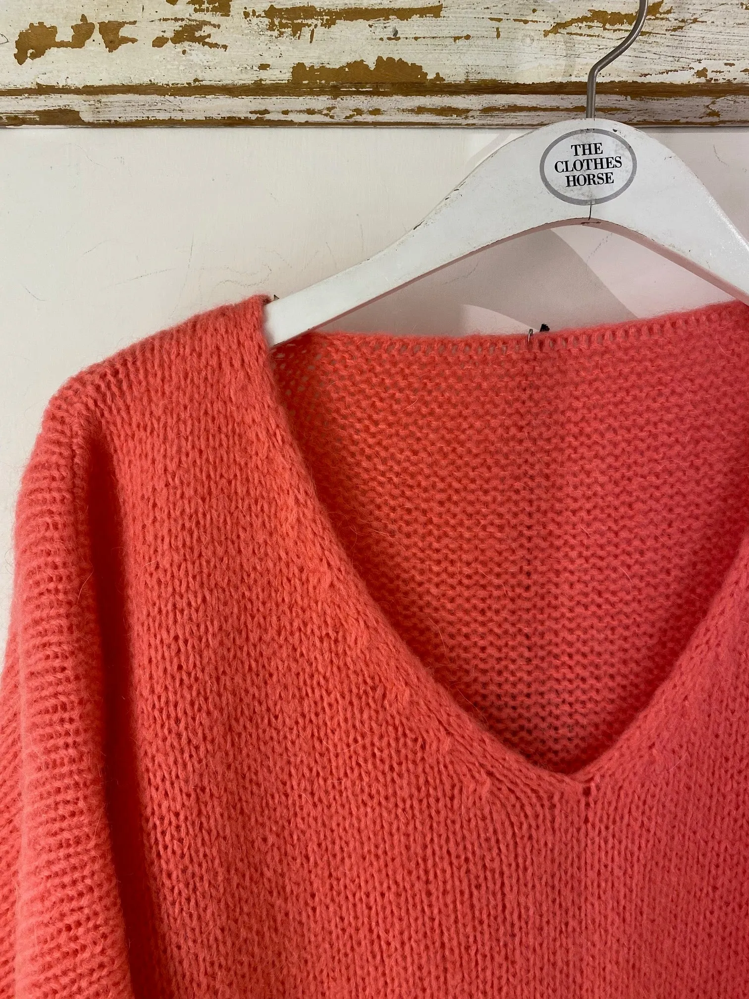 Italian collection mohair v-neck jumper - Coral
