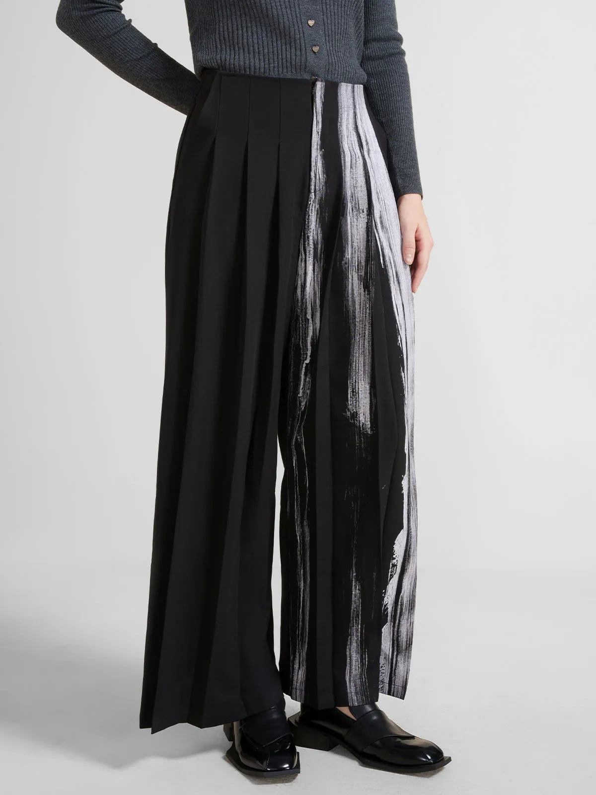 Pleated Wide Leg Pants