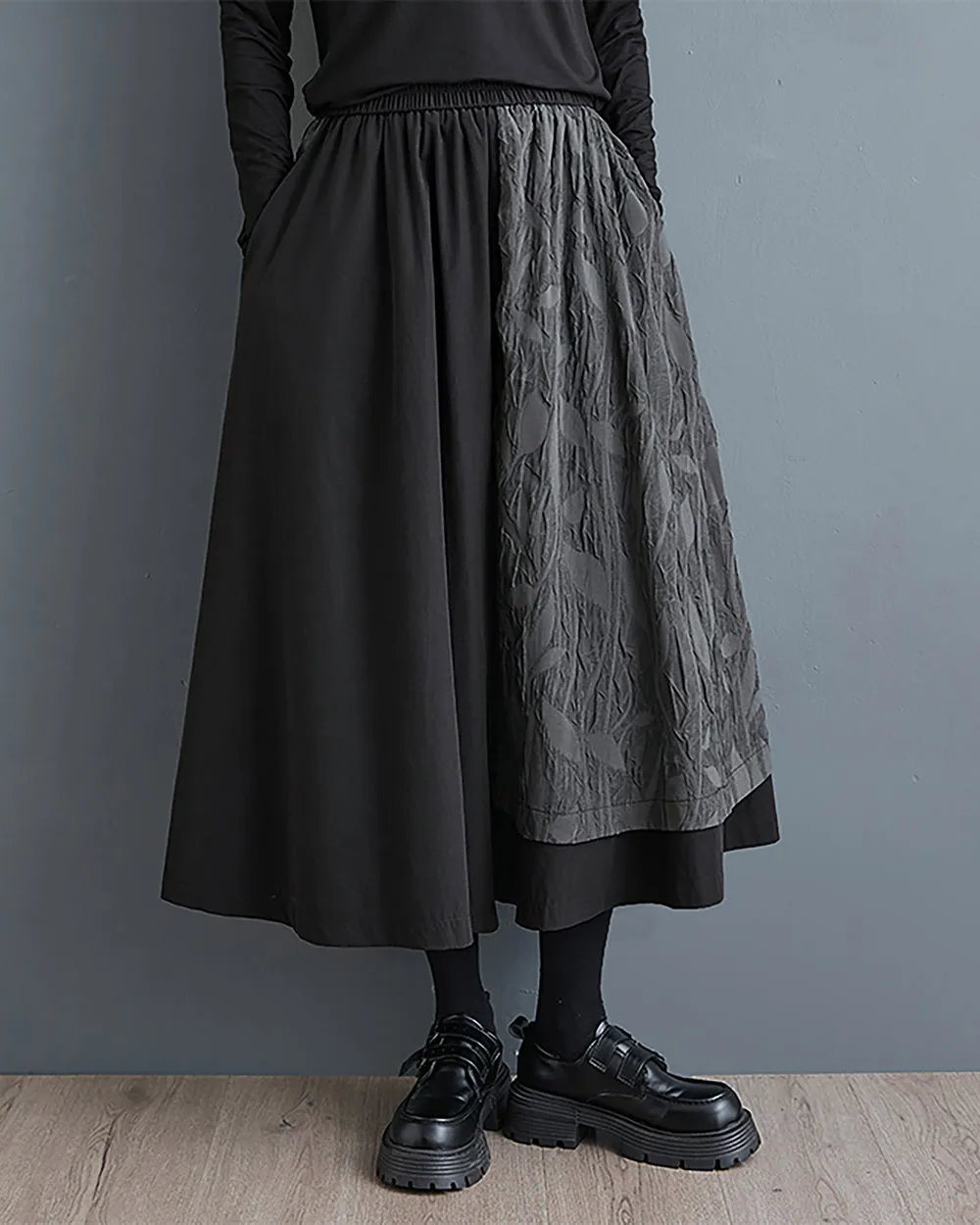 Women's Pants Elastic Flowy Hem Black and Grey Leaf Patchwork Pockets Below Knee Baggy Loose GZ283