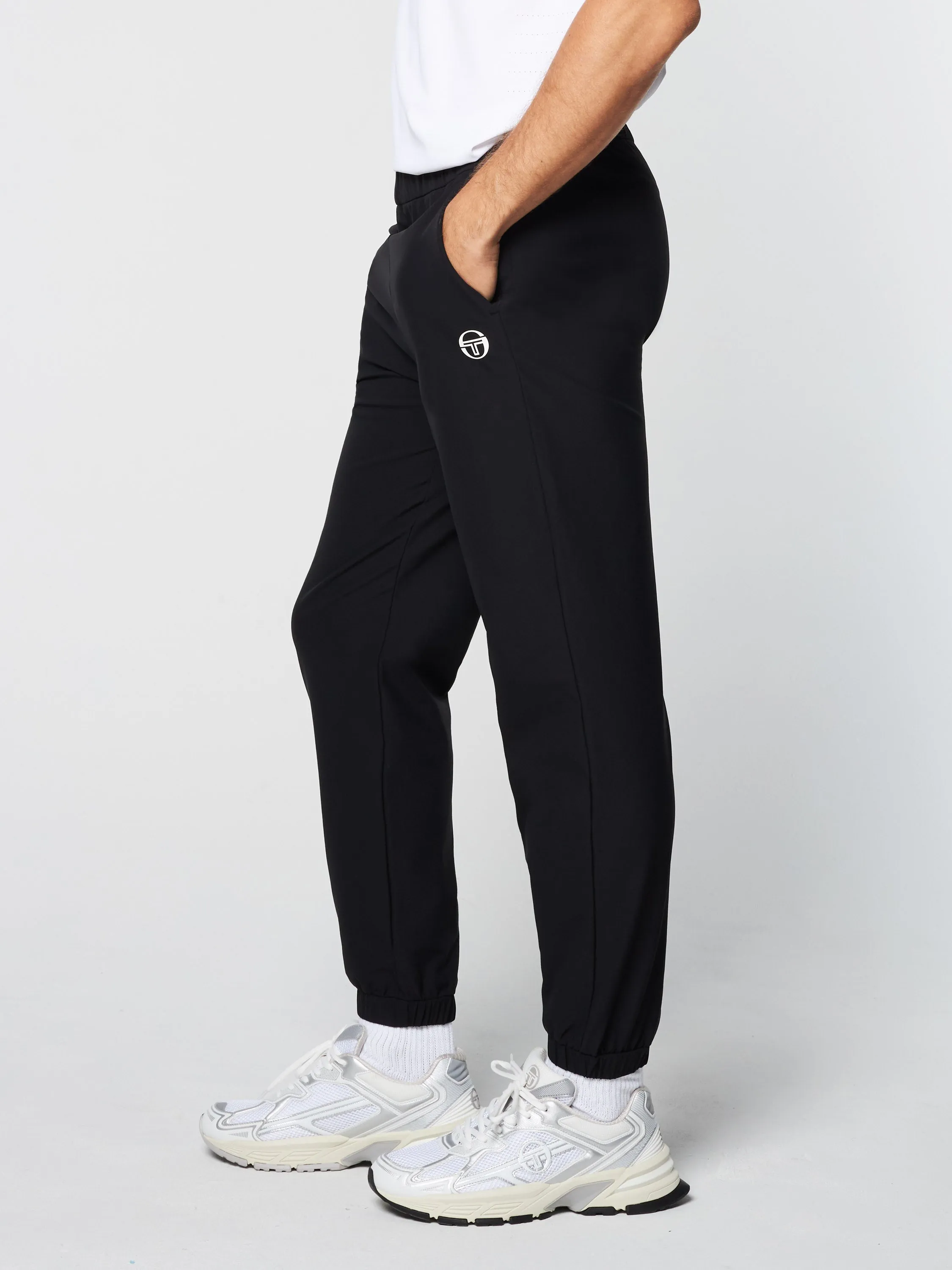 Woven Cargo Jogger Pants- Black